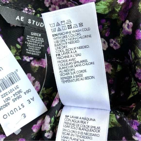 American Eagle Cami Top Tie Front Black Purple Floral (S) NWT - Picture 5 of 6